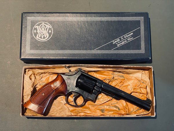 Smith & Wesson revolver i .38 SPC med original kasse